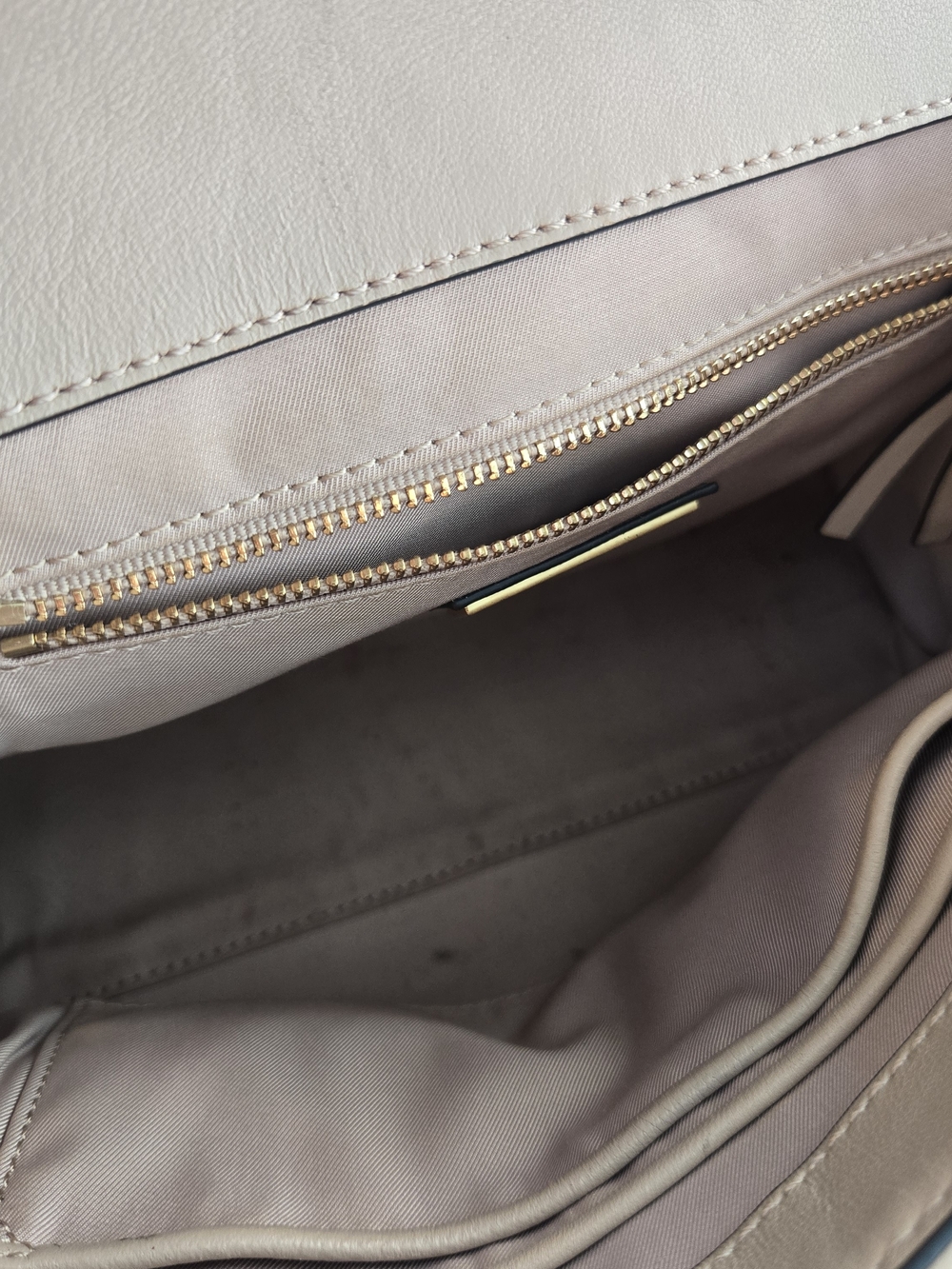 Tory Burch Beige Quilted Leather Chain Shoulder Bag - Picture 15 of 17